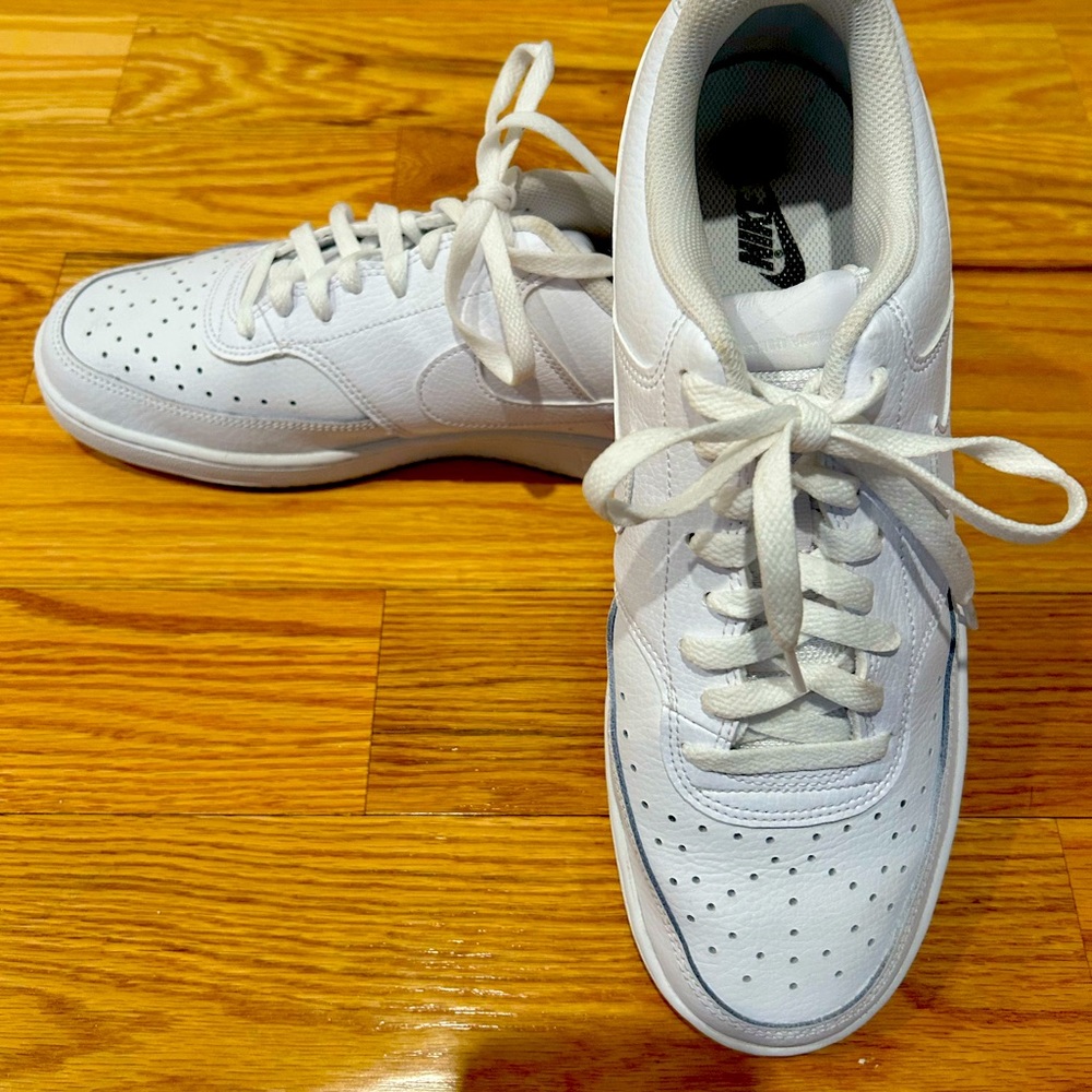 Nike flights very good condition .